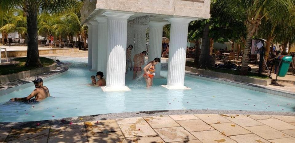 Lacqua Diroma Parkk 24H 5 Pessoas Cozinha Com Fogao Caldas Novas Buitenkant foto